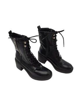 NWOB MIA Gordy Combat Boots Size 7.5 Faux Leather Lace Up Zip Up Block Heel